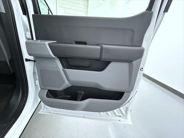 new 2025 Ford F-350 car