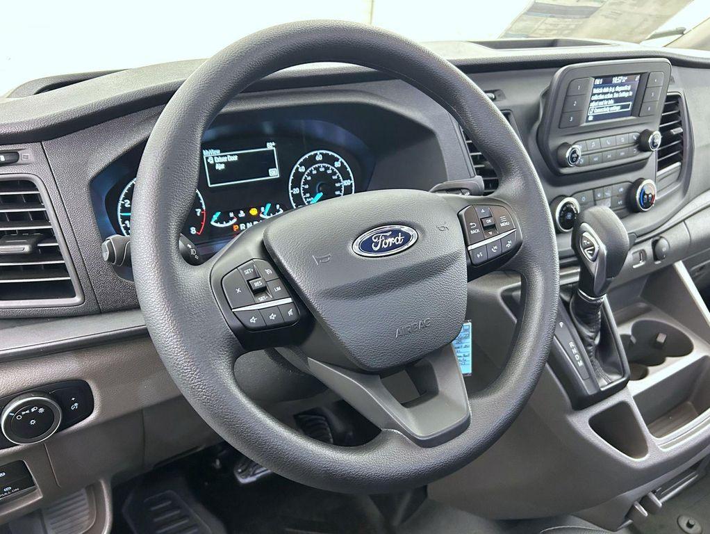 new 2025 Ford Transit-250 car