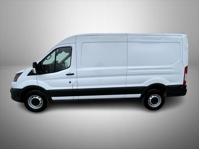 new 2025 Ford Transit-250 car
