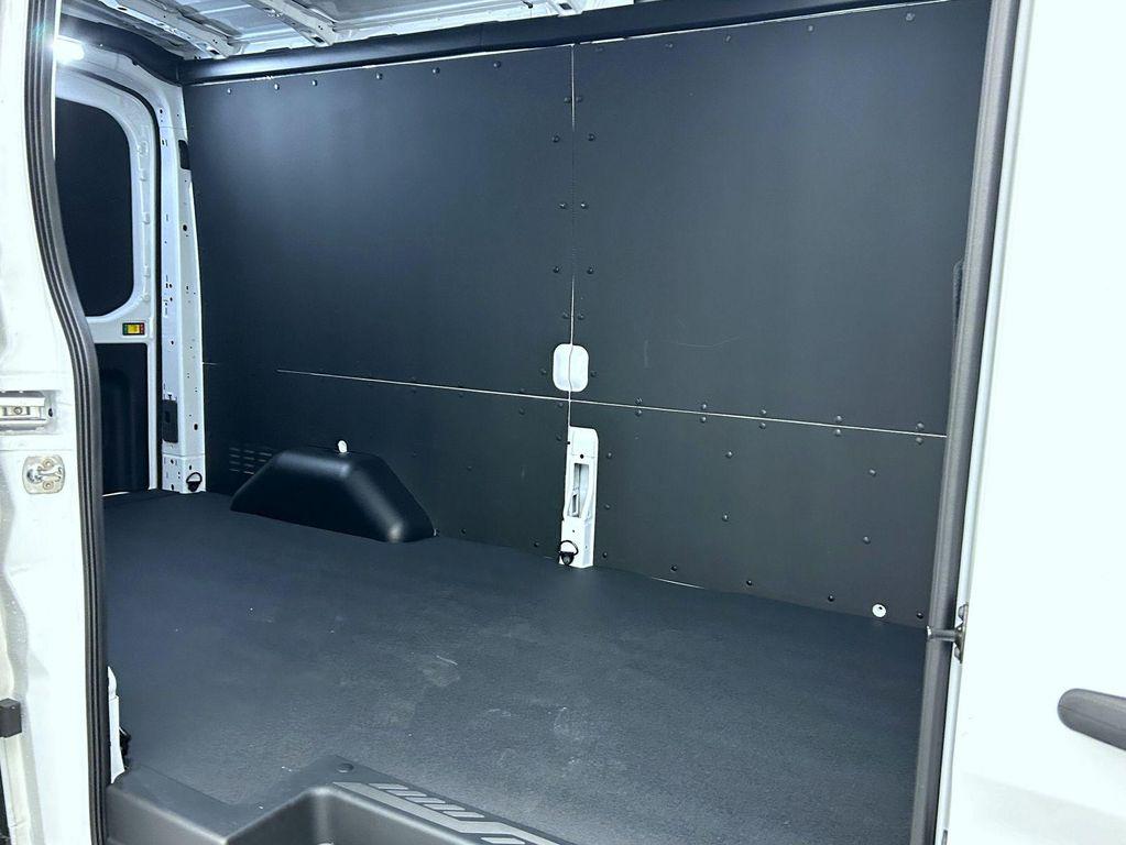 new 2025 Ford Transit-250 car
