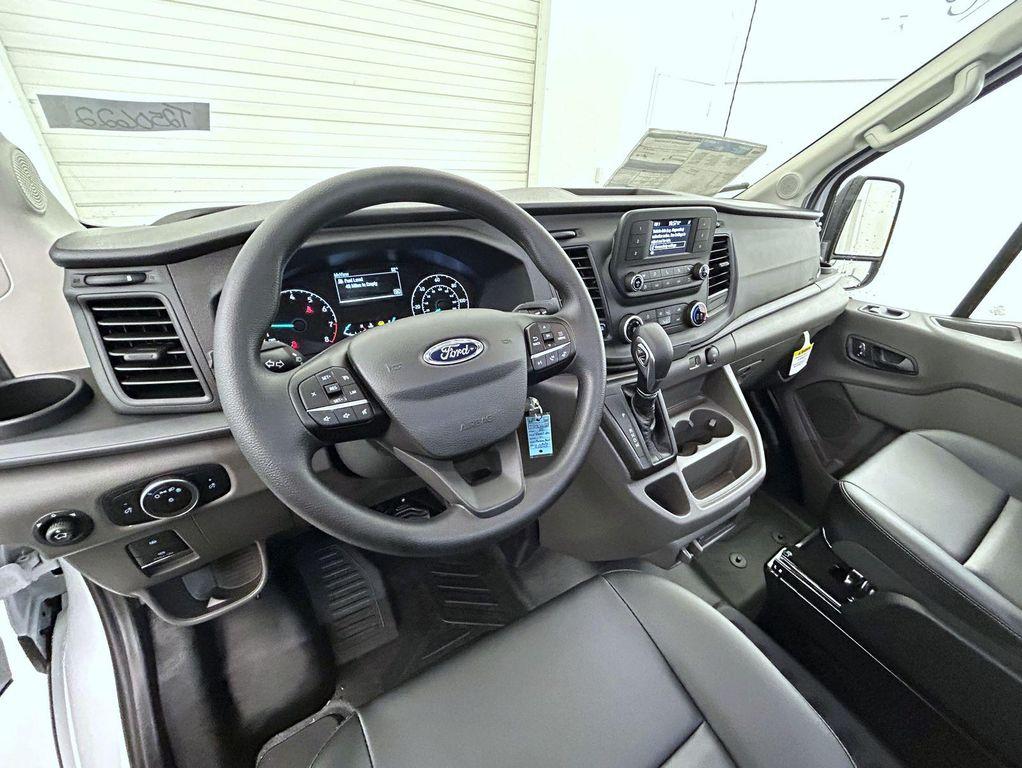 new 2025 Ford Transit-250 car