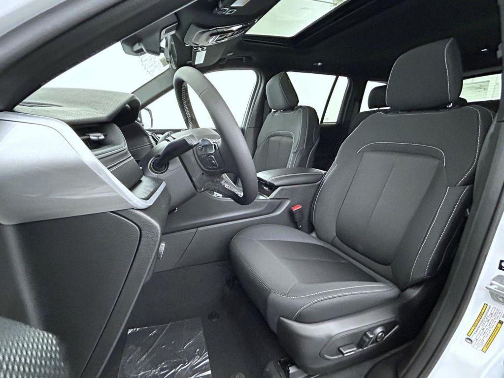 new 2025 Jeep Grand Cherokee car, priced at $35,982