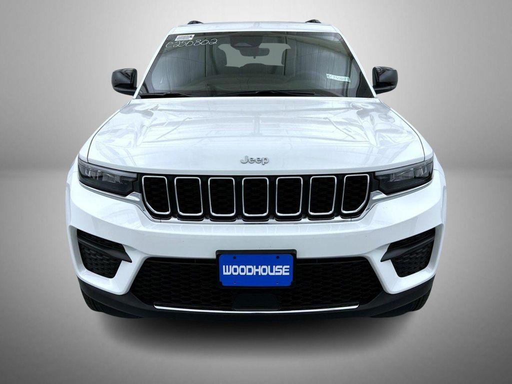 new 2025 Jeep Grand Cherokee car, priced at $35,982