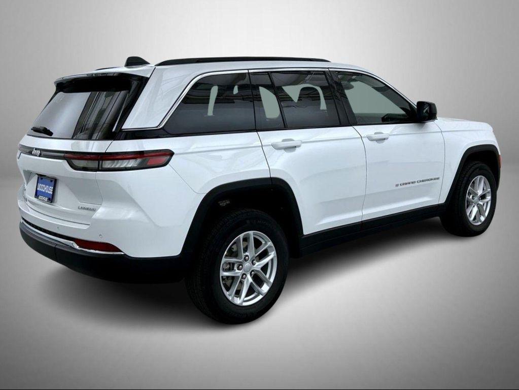 new 2025 Jeep Grand Cherokee car, priced at $38,794
