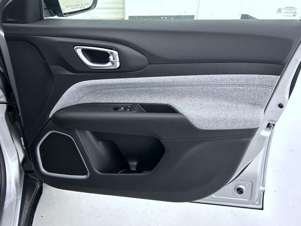 new 2025 Jeep Compass car, priced at $27,484