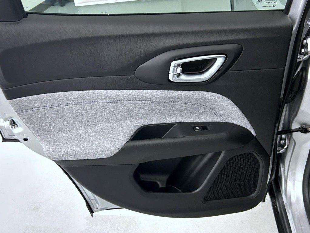 new 2025 Jeep Compass car, priced at $27,484