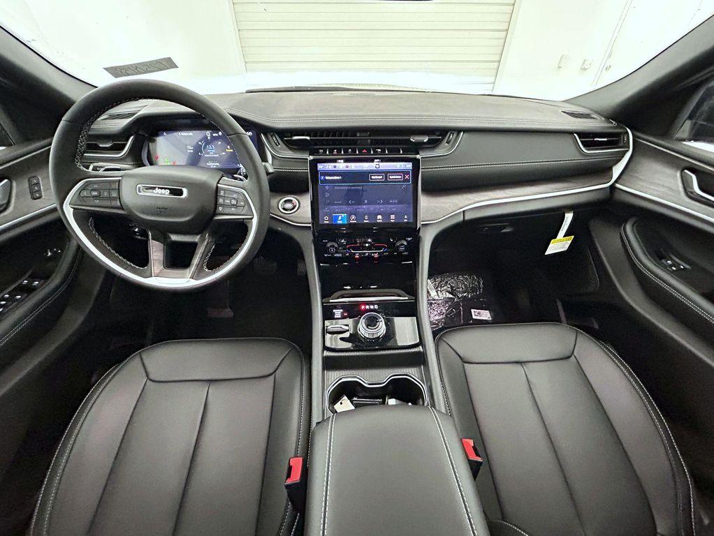 new 2025 Jeep Grand Cherokee L car, priced at $46,149