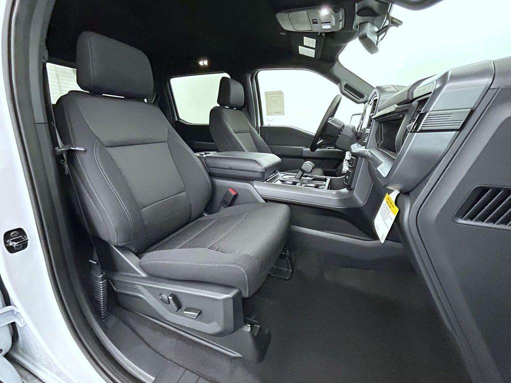 new 2025 Ford F-150 car