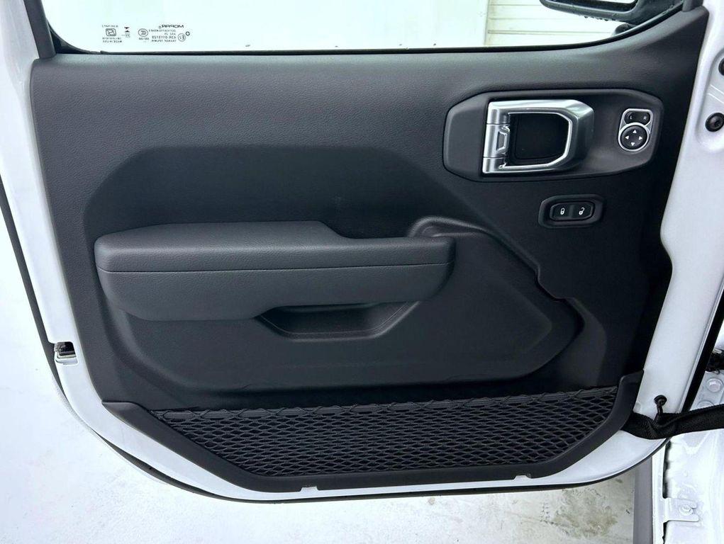 new 2026 Jeep Wrangler car, priced at $48,793