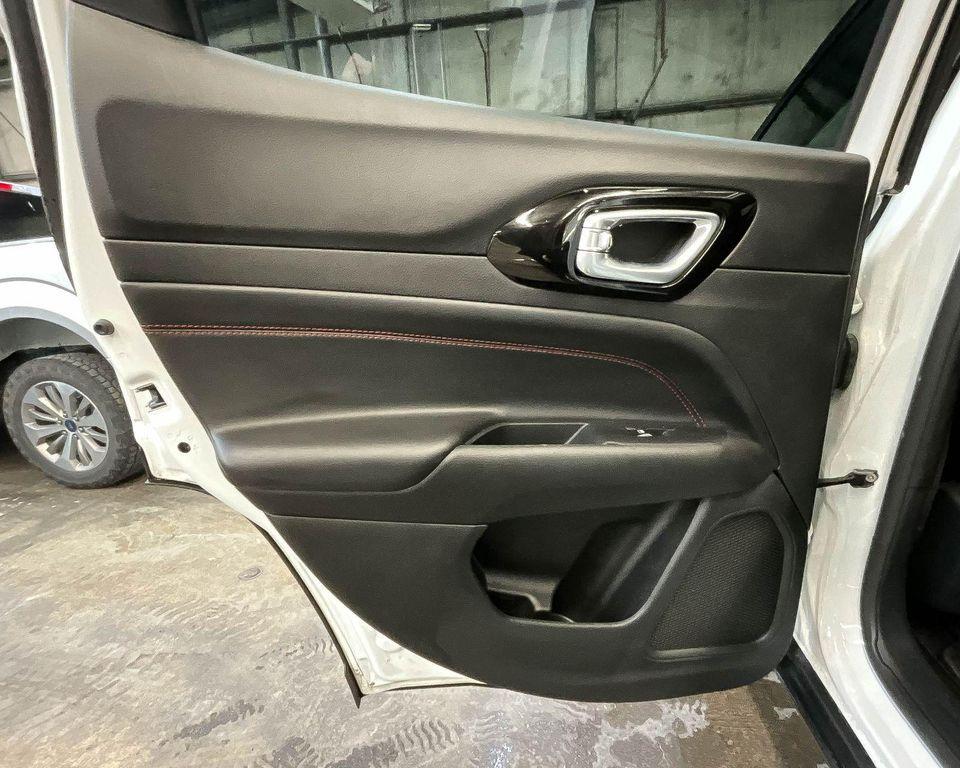 used 2023 Jeep Compass car, priced at $25,869