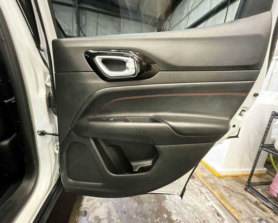 used 2023 Jeep Compass car, priced at $25,869