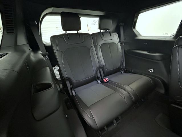 new 2025 Jeep Grand Cherokee L car, priced at $43,438