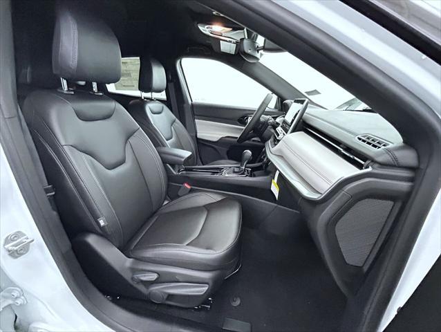 new 2025 Jeep Compass car, priced at $31,301