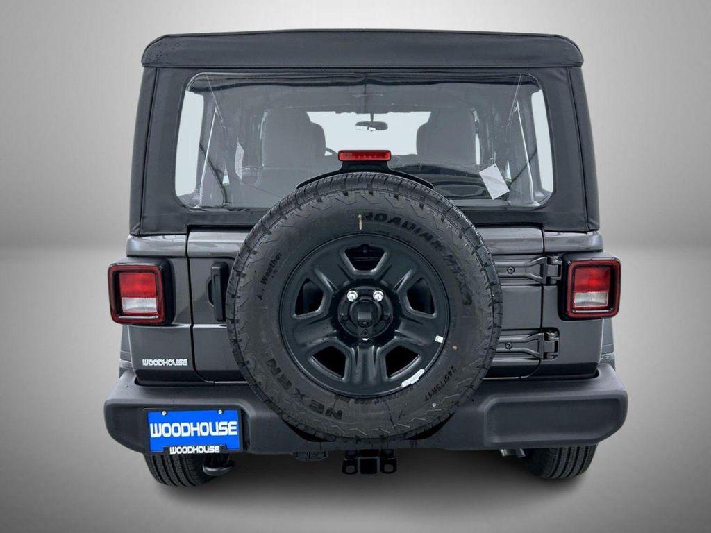 new 2025 Jeep Wrangler car, priced at $38,700