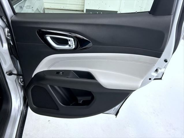 new 2025 Jeep Compass car, priced at $31,423