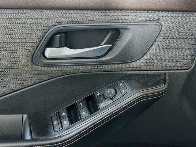 used 2023 Nissan Rogue car, priced at $17,787