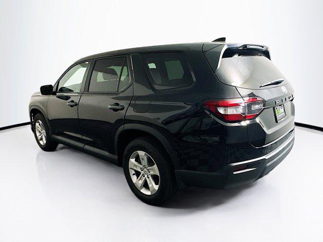 used 2023 Honda Pilot car, priced at $29,897