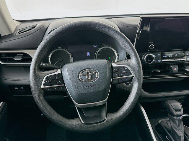 used 2023 Toyota Highlander car, priced at $28,589