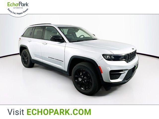 used 2024 Jeep Grand Cherokee car, priced at $28,387