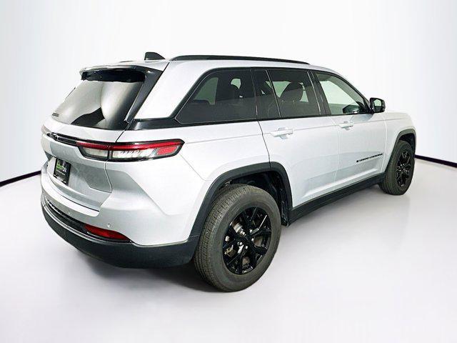 used 2024 Jeep Grand Cherokee car, priced at $28,387