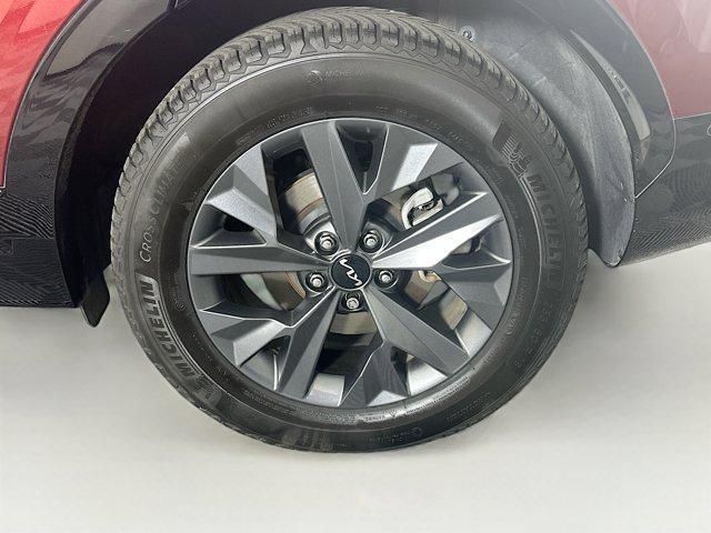 used 2023 Kia Sportage Hybrid car, priced at $27,897
