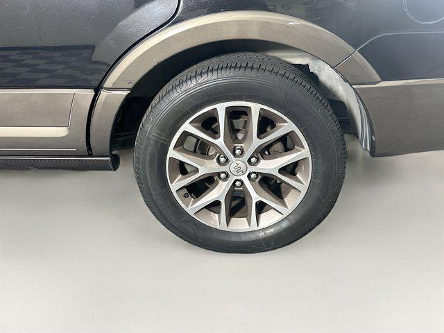 used 2015 Ford Expedition car, priced at $11,996