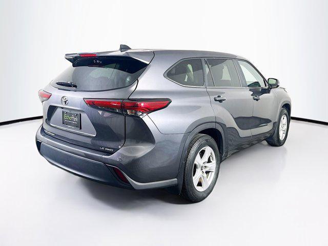 used 2023 Toyota Highlander car, priced at $29,897