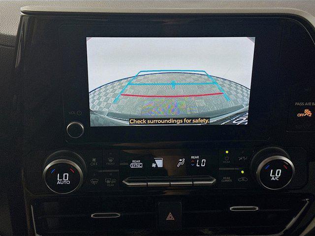 used 2023 Toyota Highlander car, priced at $29,897