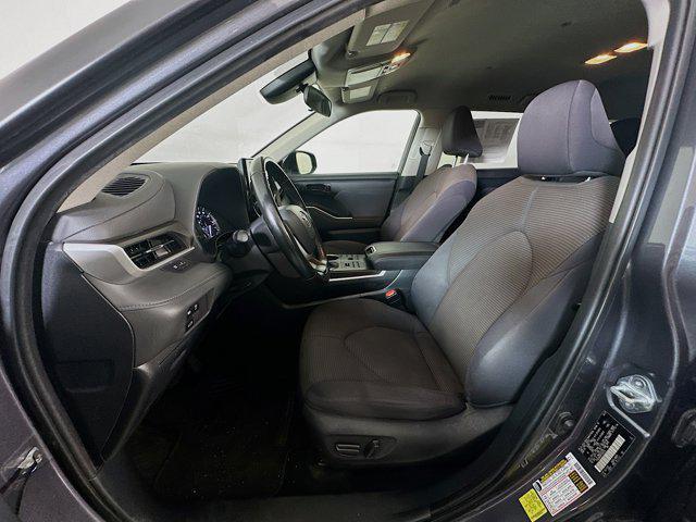 used 2023 Toyota Highlander car, priced at $29,897