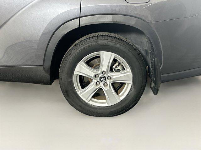 used 2023 Toyota Highlander car, priced at $29,897