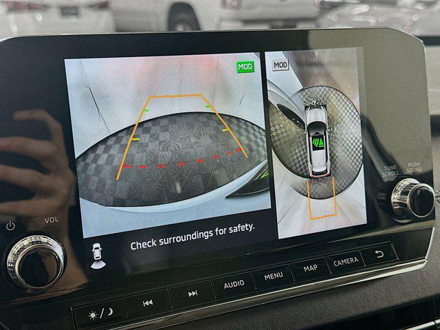 used 2024 Mitsubishi Outlander car, priced at $23,987