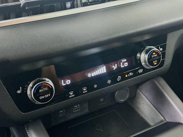 used 2024 Mitsubishi Outlander car, priced at $23,987