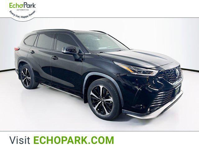 used 2021 Toyota Highlander car, priced at $30,997