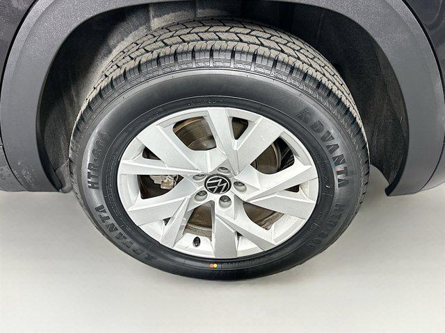 used 2021 Volkswagen Atlas Cross Sport car, priced at $18,987