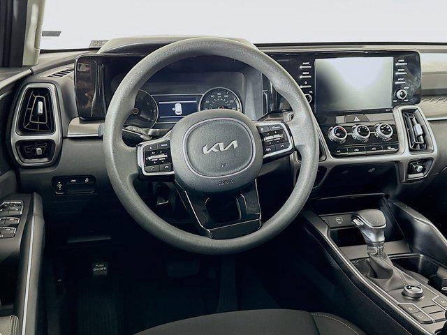used 2023 Kia Sorento car, priced at $22,297