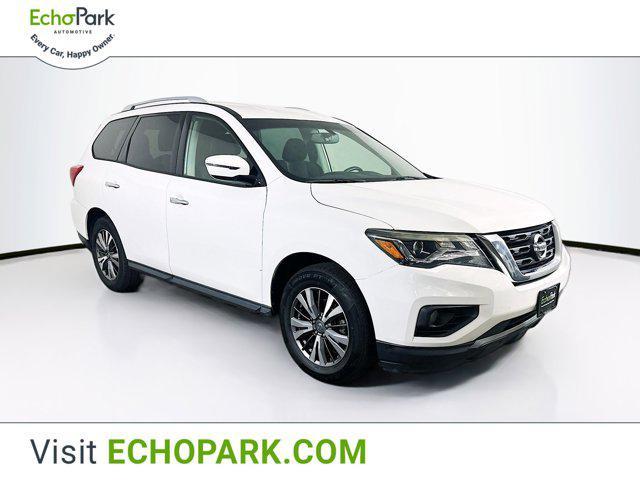 used 2020 Nissan Pathfinder car, priced at $13,696