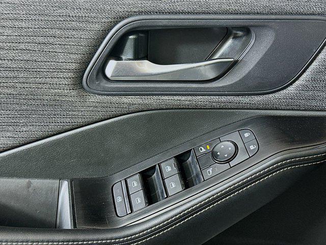 used 2023 Nissan Rogue car, priced at $20,997