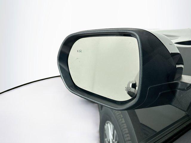 used 2025 Chevrolet Traverse car, priced at $35,997