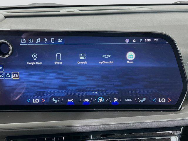 used 2025 Chevrolet Traverse car, priced at $35,997