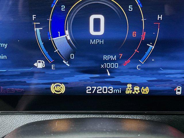 used 2025 Chevrolet Traverse car, priced at $35,997