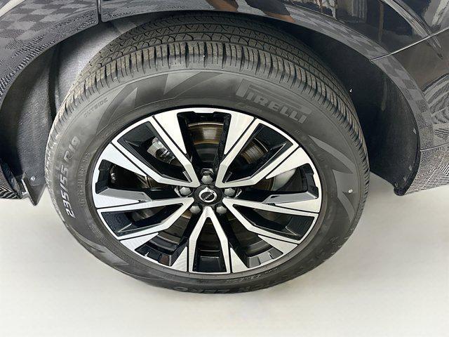used 2025 Volvo XC60 car, priced at $32,497