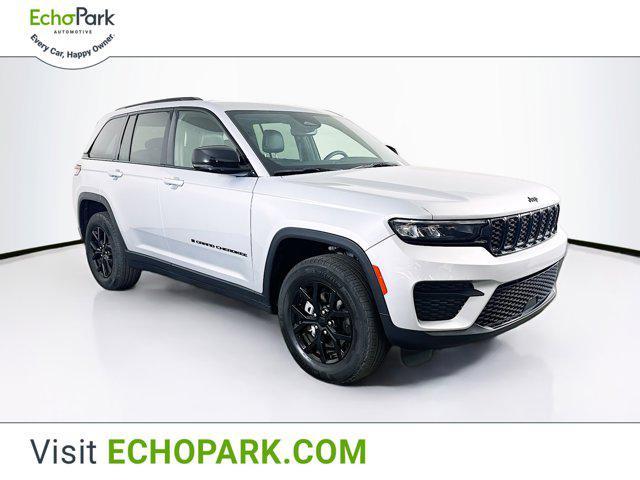used 2024 Jeep Grand Cherokee car, priced at $28,496