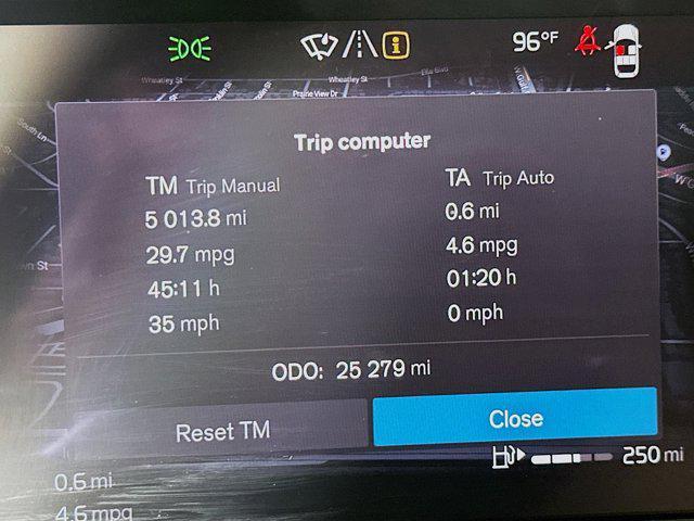 used 2025 Volvo XC40 car, priced at $28,997