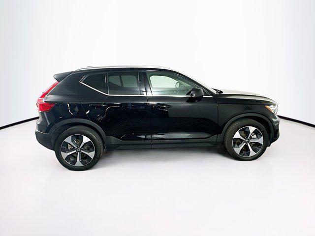 used 2025 Volvo XC40 car, priced at $28,997