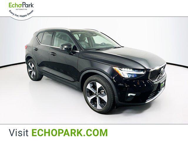 used 2025 Volvo XC40 car, priced at $28,997