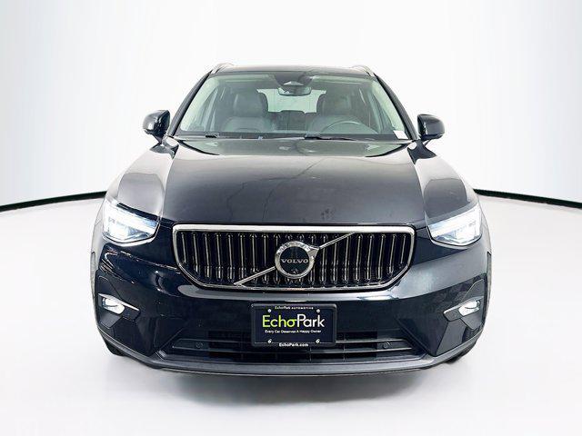 used 2025 Volvo XC40 car, priced at $28,997