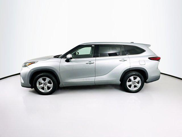 used 2022 Toyota Highlander car, priced at $28,197