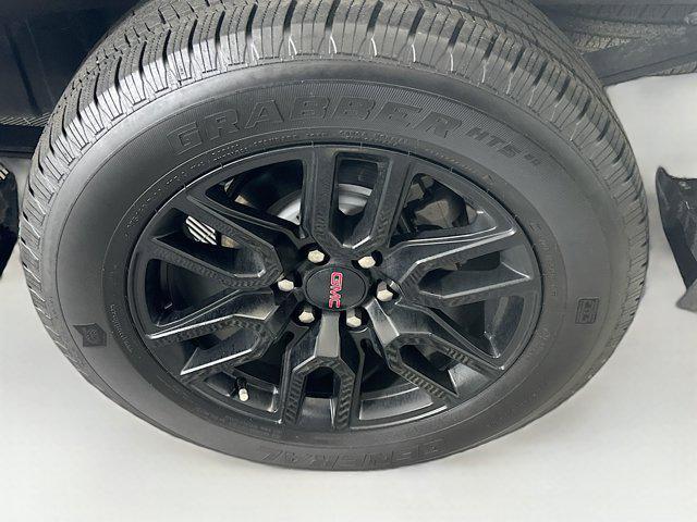 used 2023 GMC Sierra 1500 car, priced at $40,897