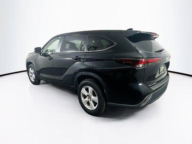used 2024 Toyota Highlander car, priced at $31,487