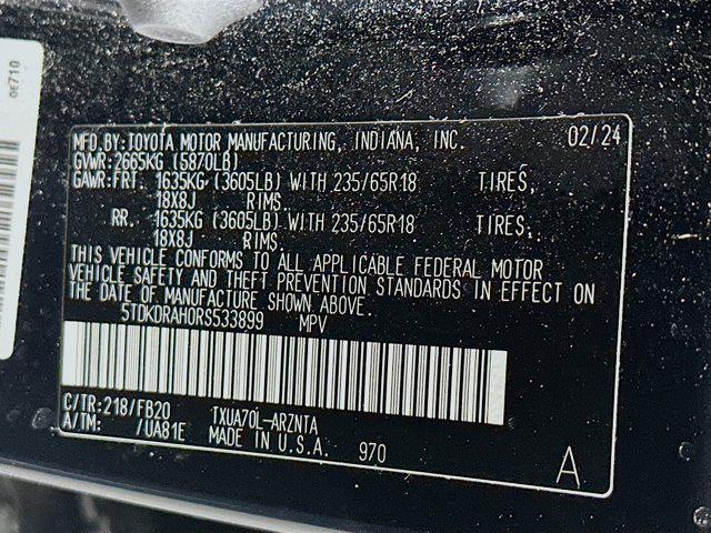 used 2024 Toyota Highlander car, priced at $31,487